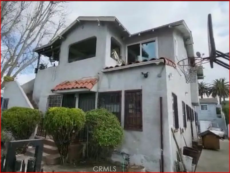 2720 S Sycamore Avenue, Los Angeles, CA — listing photo 1
