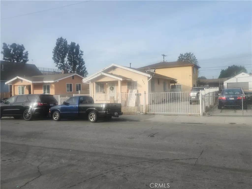 731 Belden Avenue, Los Angeles, CA — listing photo 1