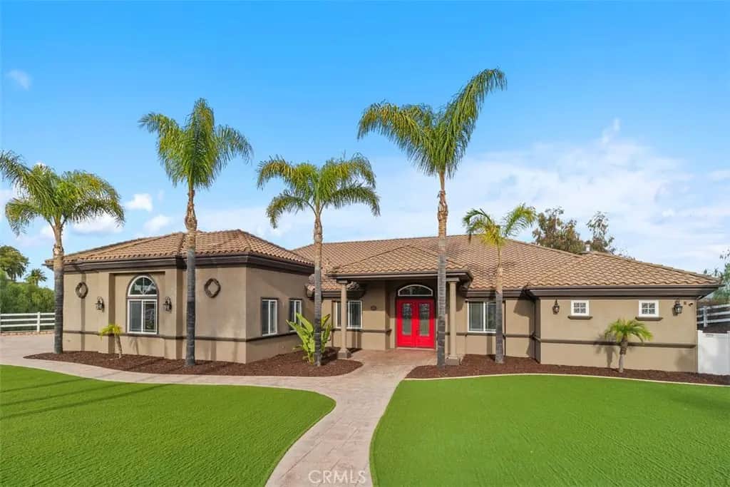 39526 Calle Cabernet, Temecula, CA — listing photo 1