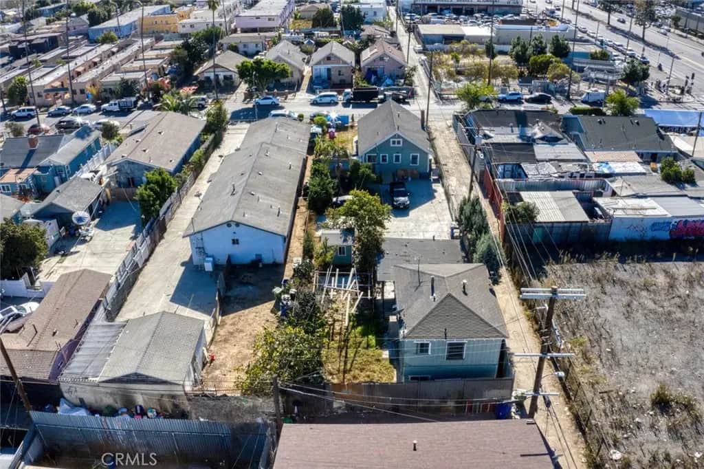 947 81, Los Angeles, CA — listing photo 1