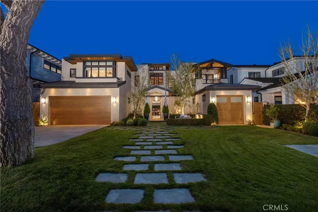 401 Snug Harbor Road, Newport Beach, CA — listing photo 1