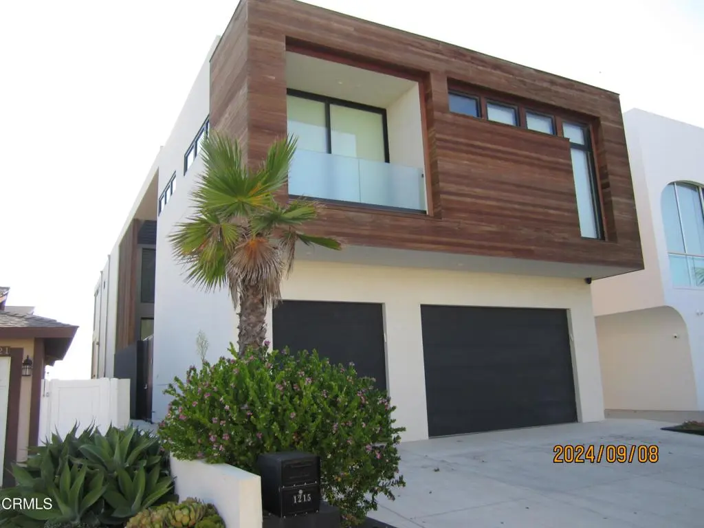 1215 Capri Way, Oxnard, CA — listing photo 1