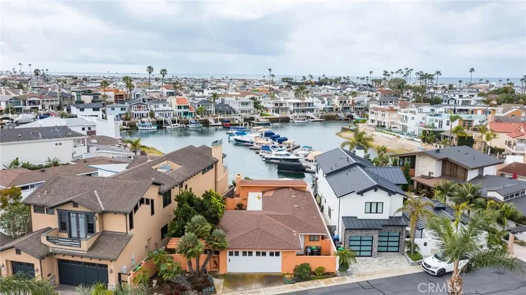 52 Balboa Coves, Newport Beach, CA — listing photo 1