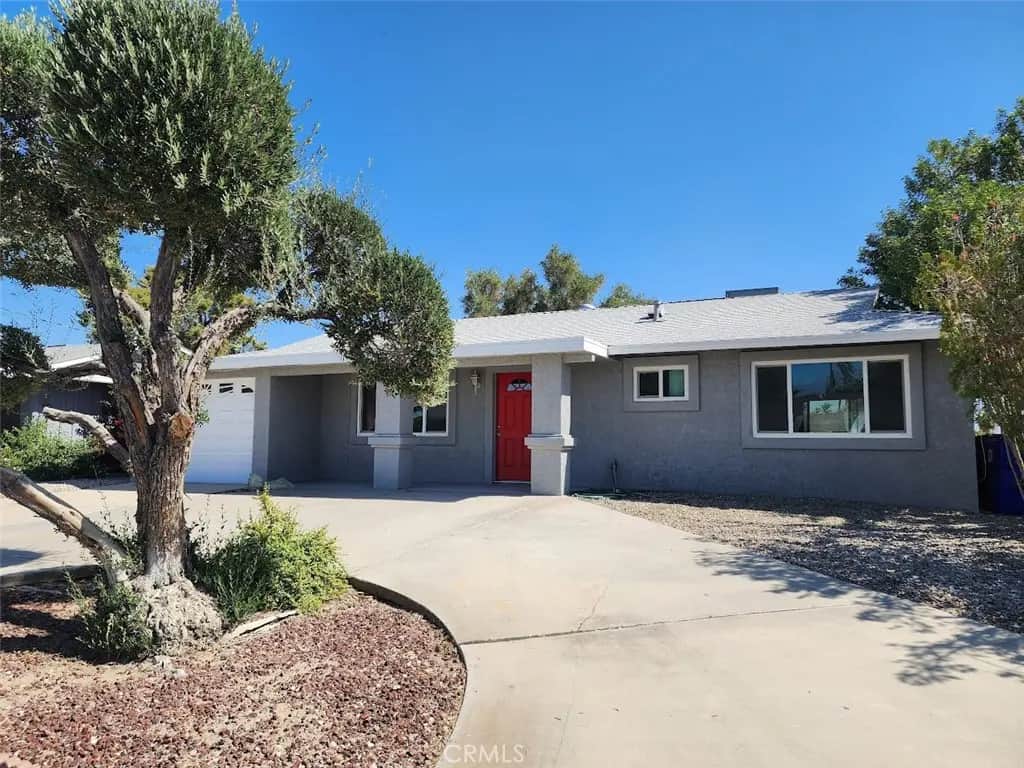 42660 Iowa Street, Palm Desert, CA — listing photo 1