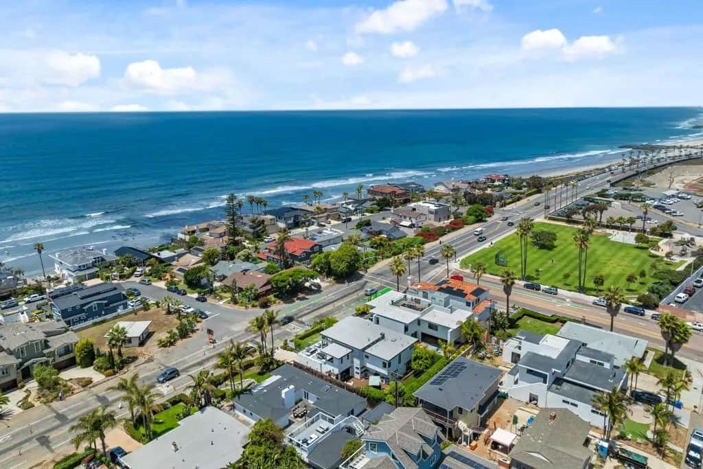 5080 Carlsbad Blvd, Carlsbad, CA — listing photo 1
