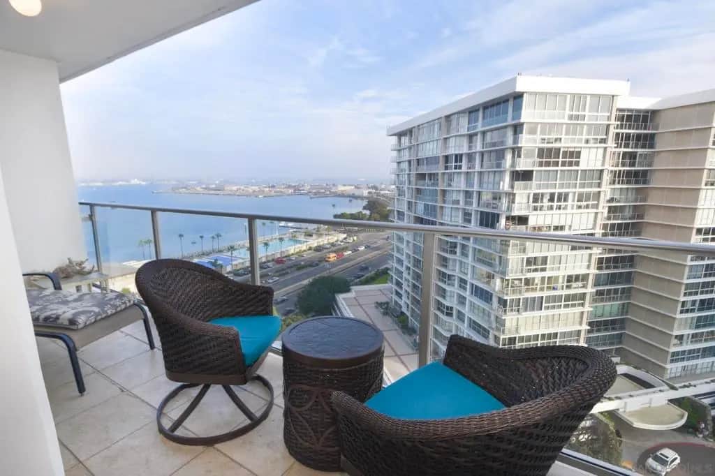 1810 Avenida Del Mundo 1201, Coronado, CA — listing photo 1