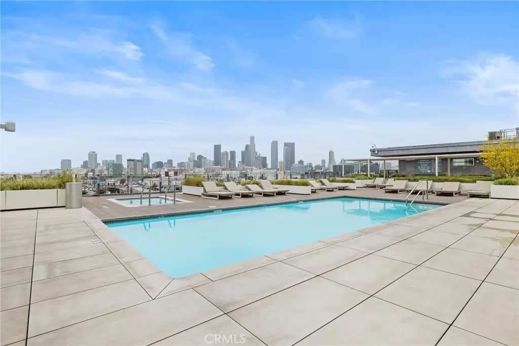 527 Molino Street 213, Los Angeles, CA — listing photo 1