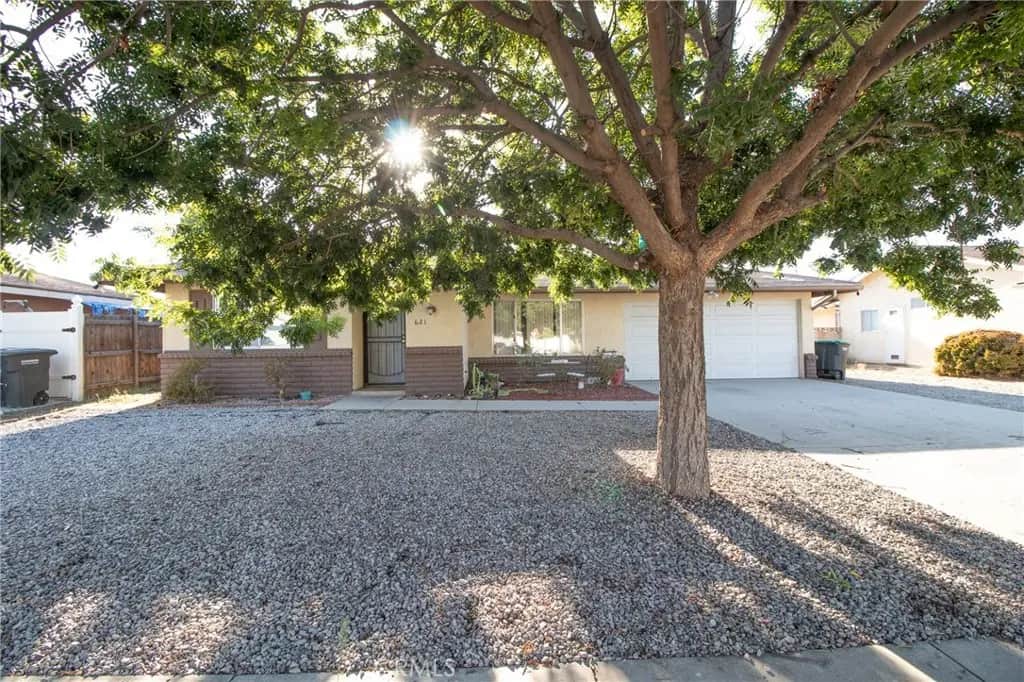 621 Brian Street, Hemet, CA — listing photo 1