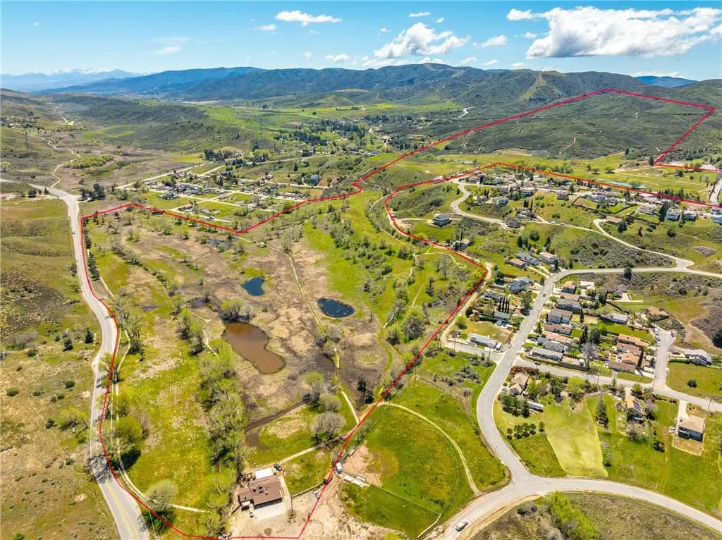 14780 Elizabeth Lake Road, Lake Elizabeth, CA — listing photo 1
