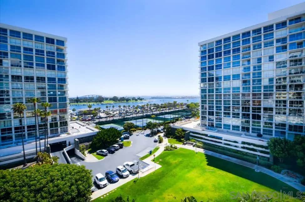 1720 Avenida Del Mundo 607, Coronado, CA — listing photo 1