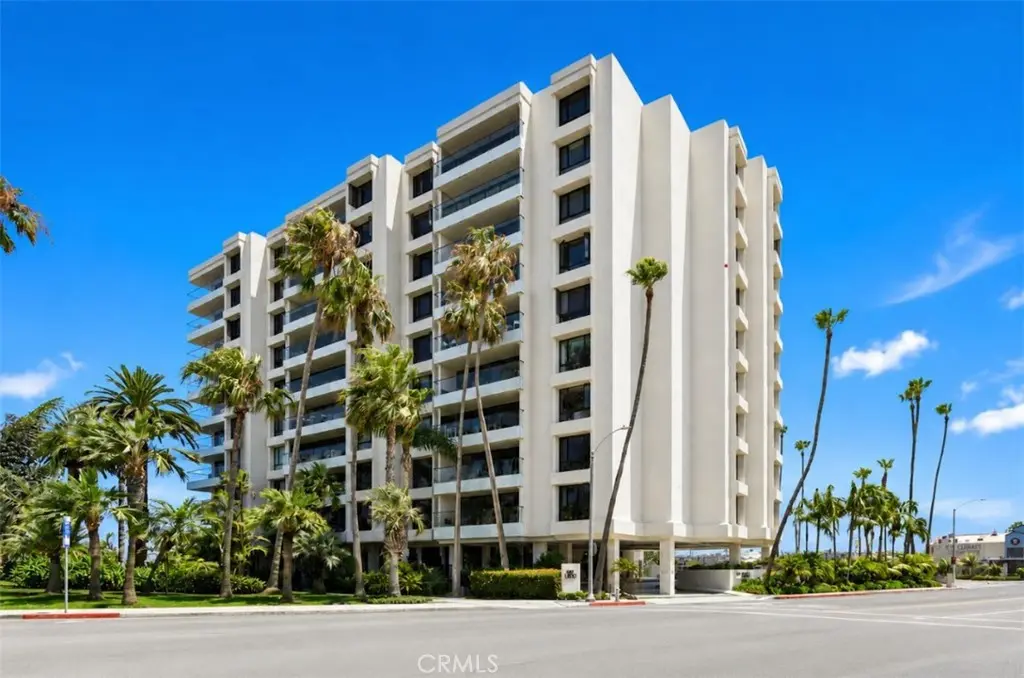 601 Lido Park Drive 2E, Newport Beach, CA — listing photo 1
