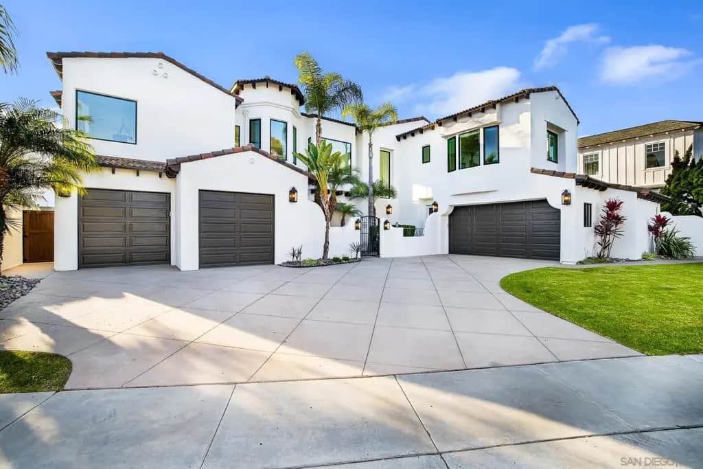 1070 Coronado Avenue, Coronado, CA — listing photo 1