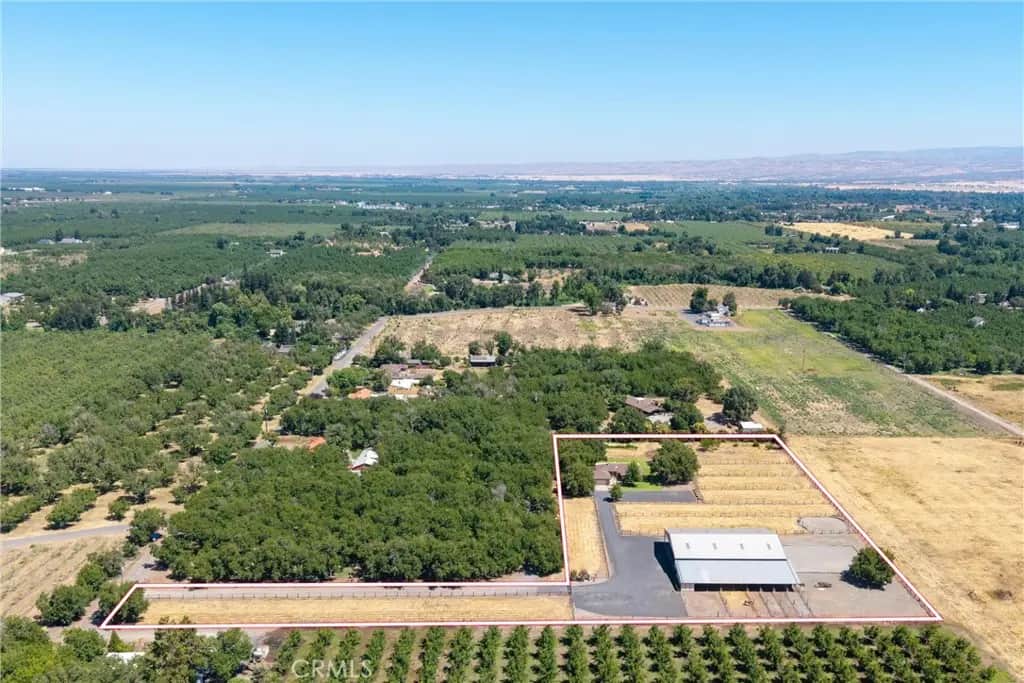 2787 Grape Way, Chico, CA — listing photo 1