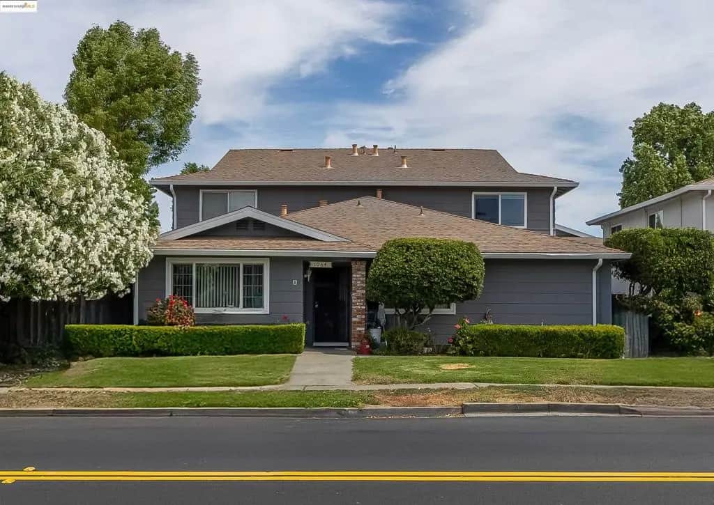 1064 Mohr Ln C, Concord, CA — listing photo 1