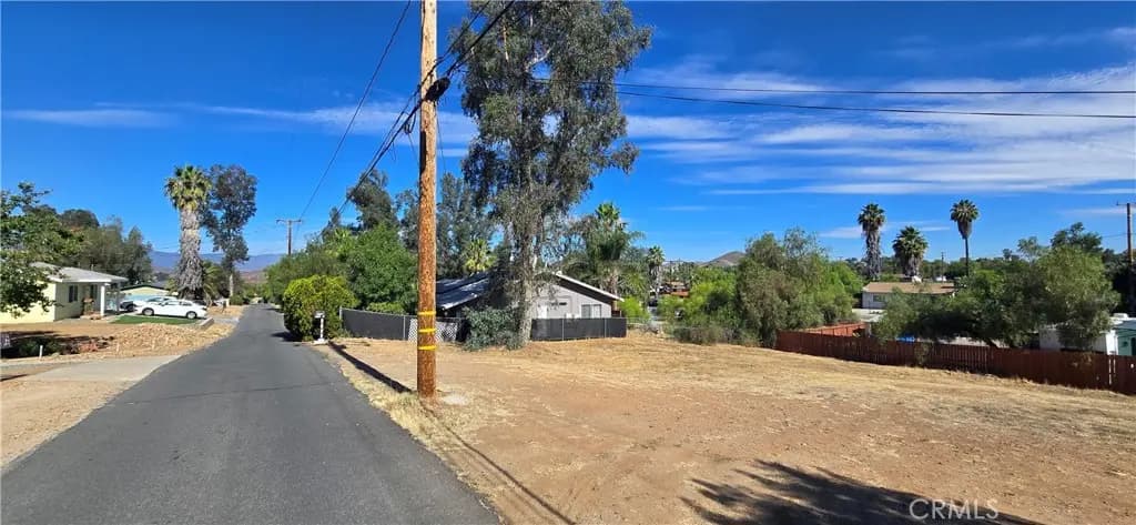 23811 Newport Dr, Menifee, CA — listing photo 1