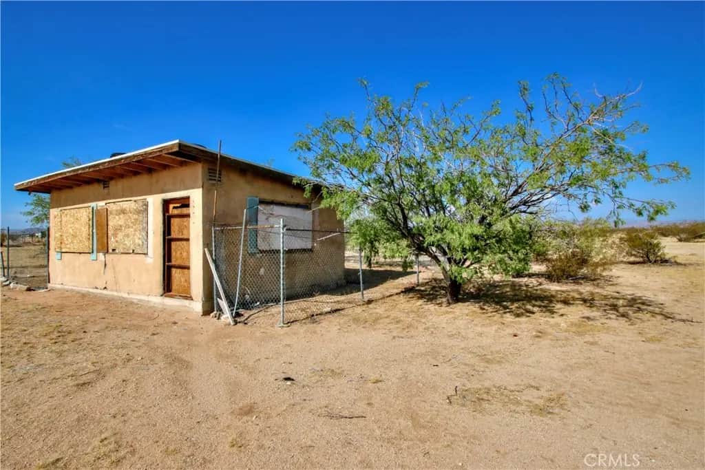 62107 Moon Drive, Joshua Tree, CA — listing photo 1