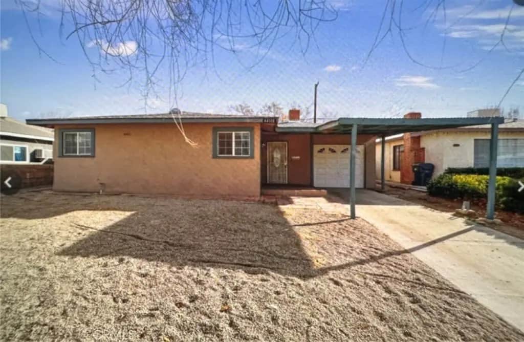44108 Gadsden Avenue, Lancaster, CA — listing photo 1