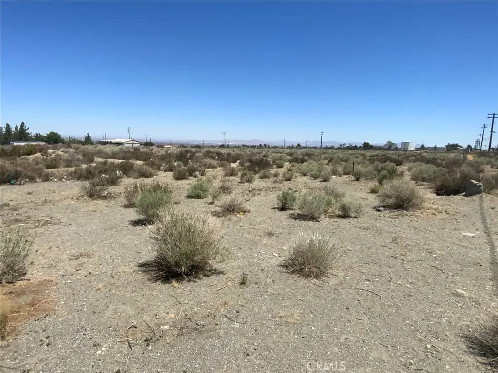 0 No name, Landers, CA — listing photo 1