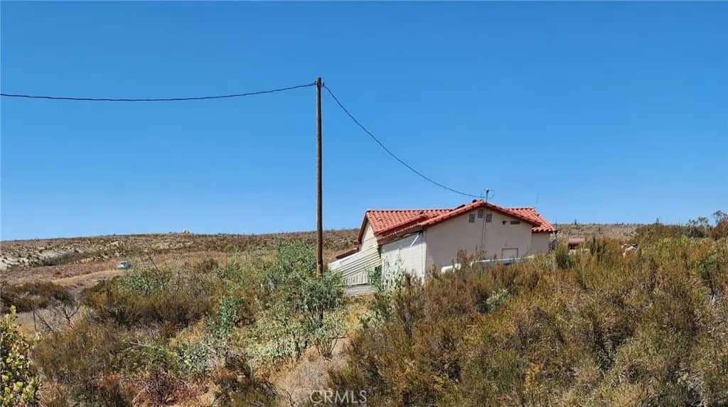 32701 Red Mountain, Hemet, CA — listing photo 1