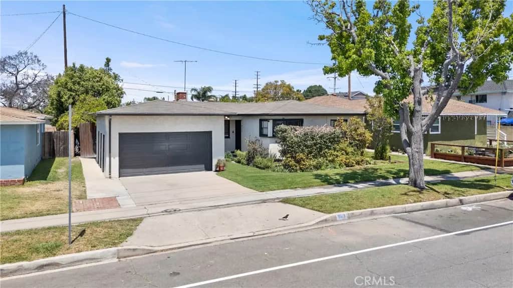 923 W Maple Avenue, Orange, CA — listing photo 1