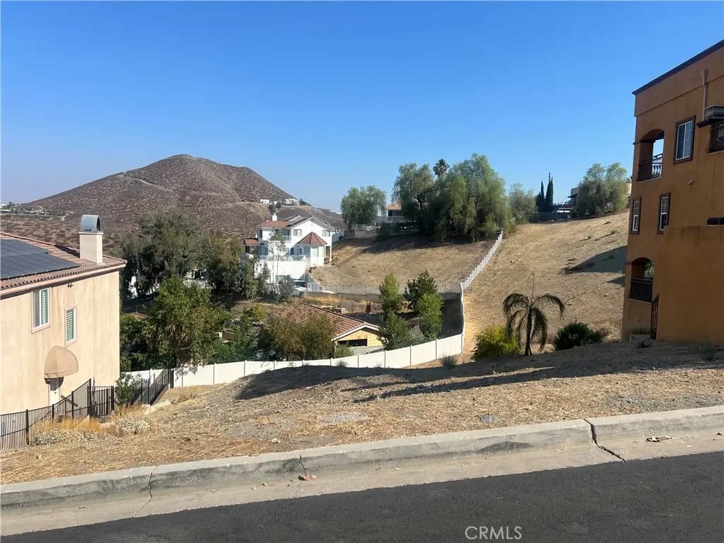22871 Giant Fir, Canyon Lake, CA — listing photo 1