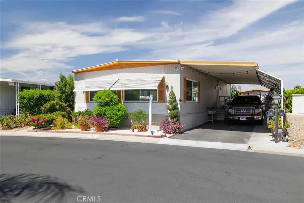 3700 Buchanan Street 180, Riverside, CA — listing photo 1