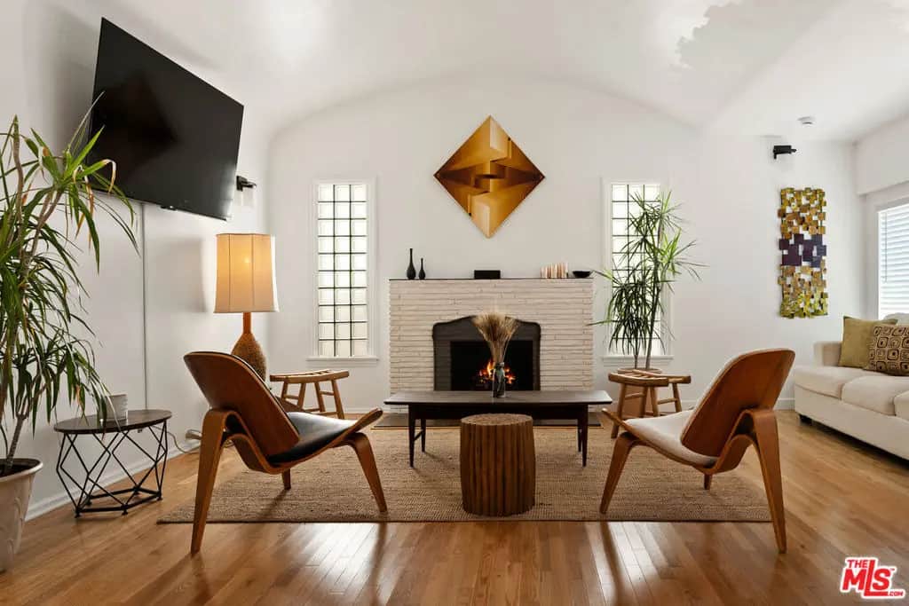 7459 Rosewood Avenue, Los Angeles, CA — listing photo 1