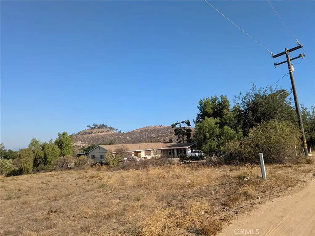 35960 Arendt Lane, Murrieta, CA — listing photo 1