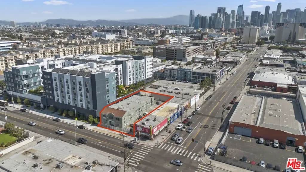225 W Adams Boulevard, Los Angeles, CA — listing photo 1