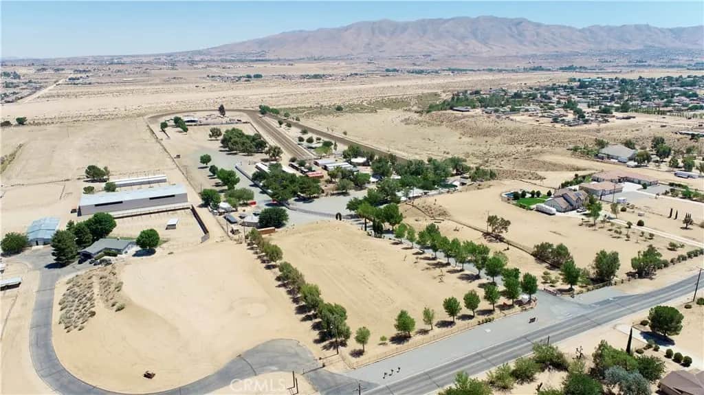 9983 Choiceana Avenue, Hesperia, CA — listing photo 1
