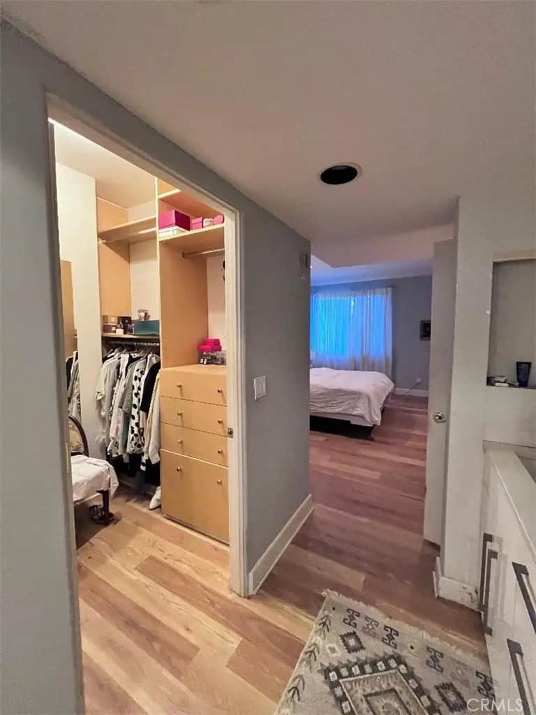 390 S Sepulveda Boulevard 208, Los Angeles, CA — listing photo 1