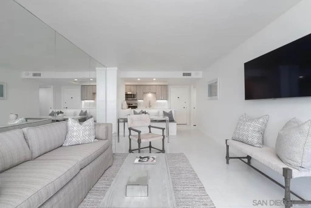 1770 Avenida Del Mundo 701, Coronado, CA — listing photo 1
