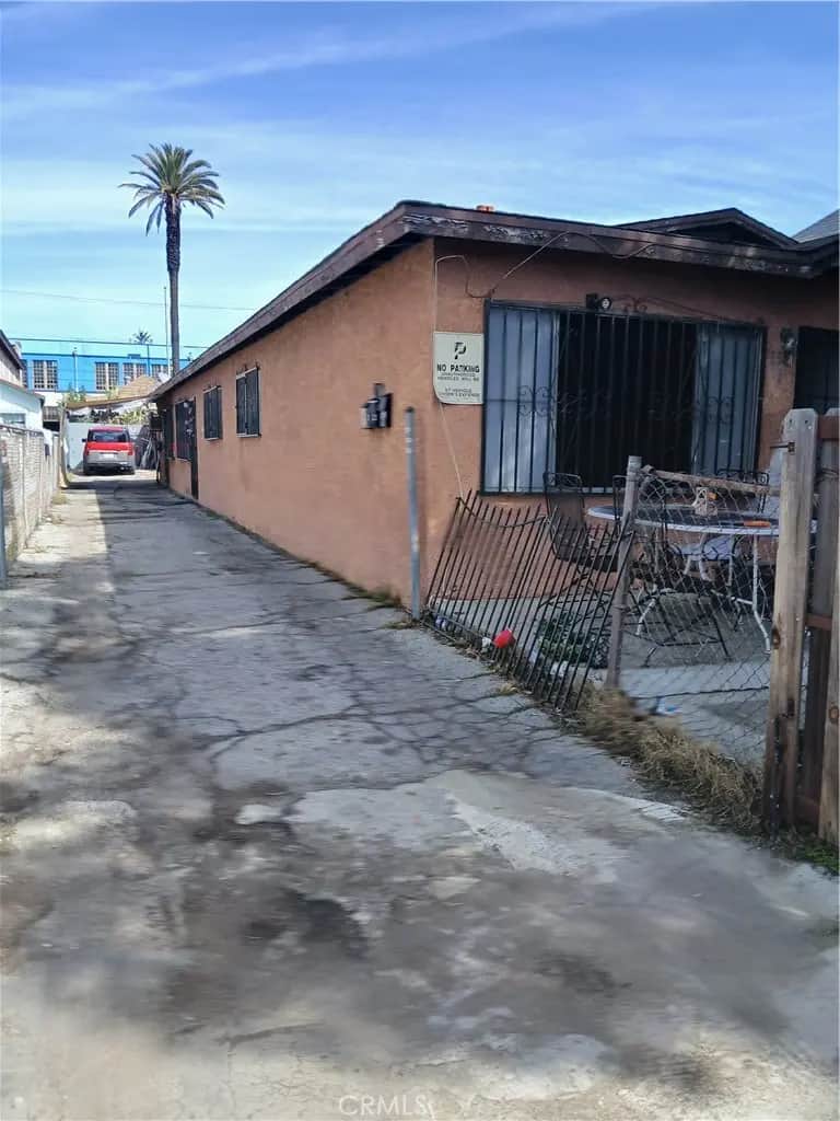1549 E.33 ST., Los Angeles, CA — listing photo 1