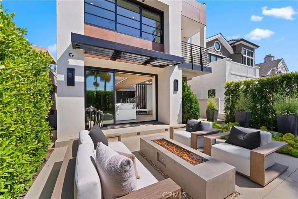 426 Marguerite, Corona Del Mar, CA — listing photo 1