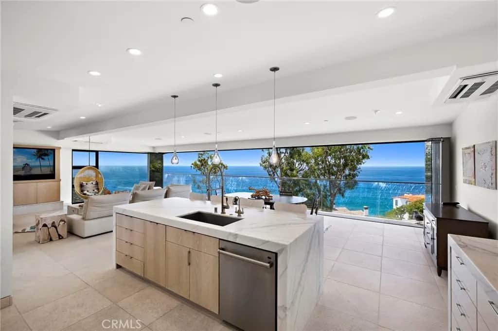 2629 Victoria Drive, Laguna Beach, CA — listing photo 1