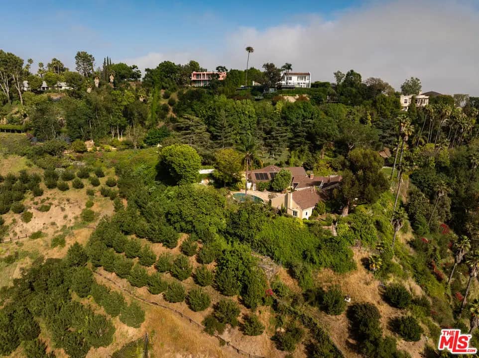 1037 Bel Air Court, Los Angeles, CA — listing photo 1