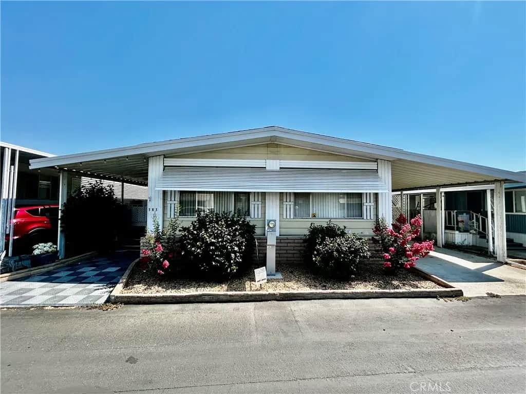 725 W Thornton Ave 161, Hemet, CA — listing photo 1