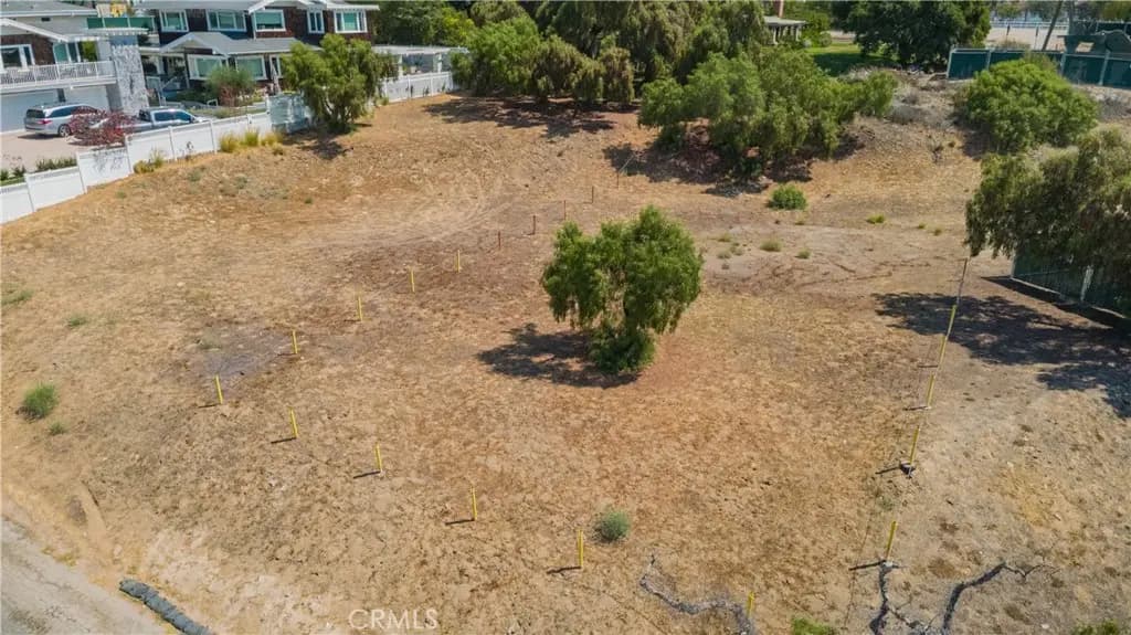 2430 Gaviota Avenue, Signal Hill, CA — listing photo 1