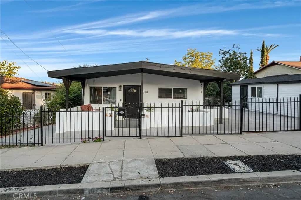 1048 Dexter Street, Los Angeles, CA — listing photo 1