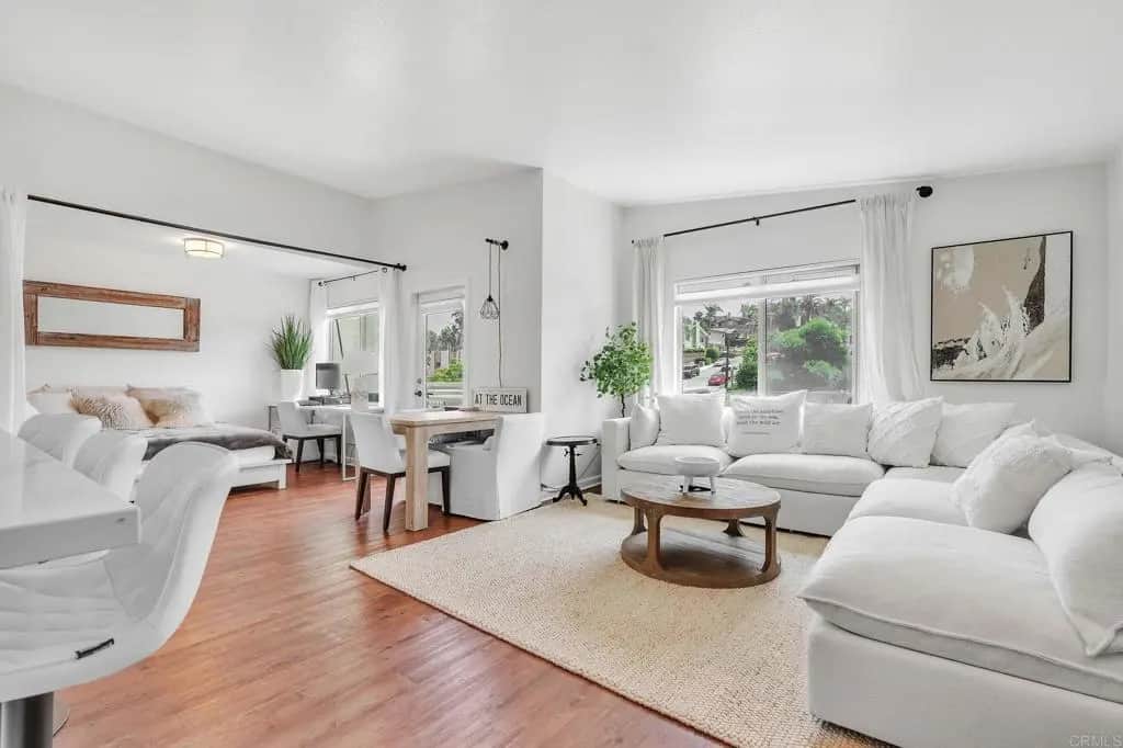 687 S Coast Highway 101 302, Encinitas, CA — listing photo 1