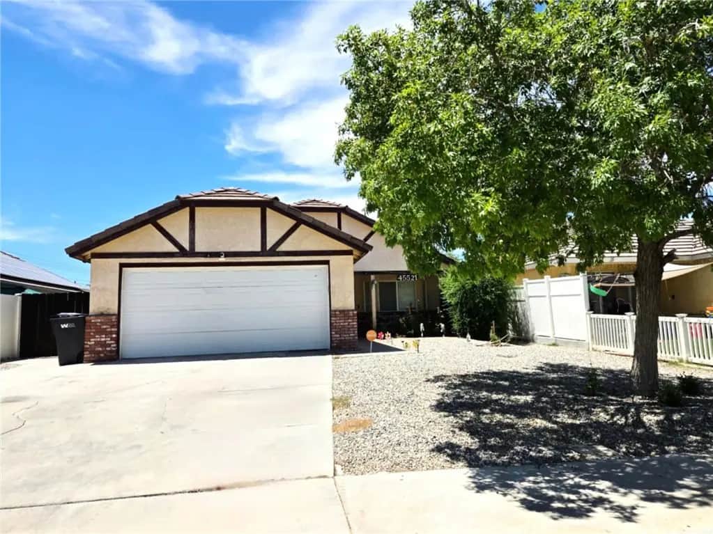 45521 13, Lancaster, CA — listing photo 1