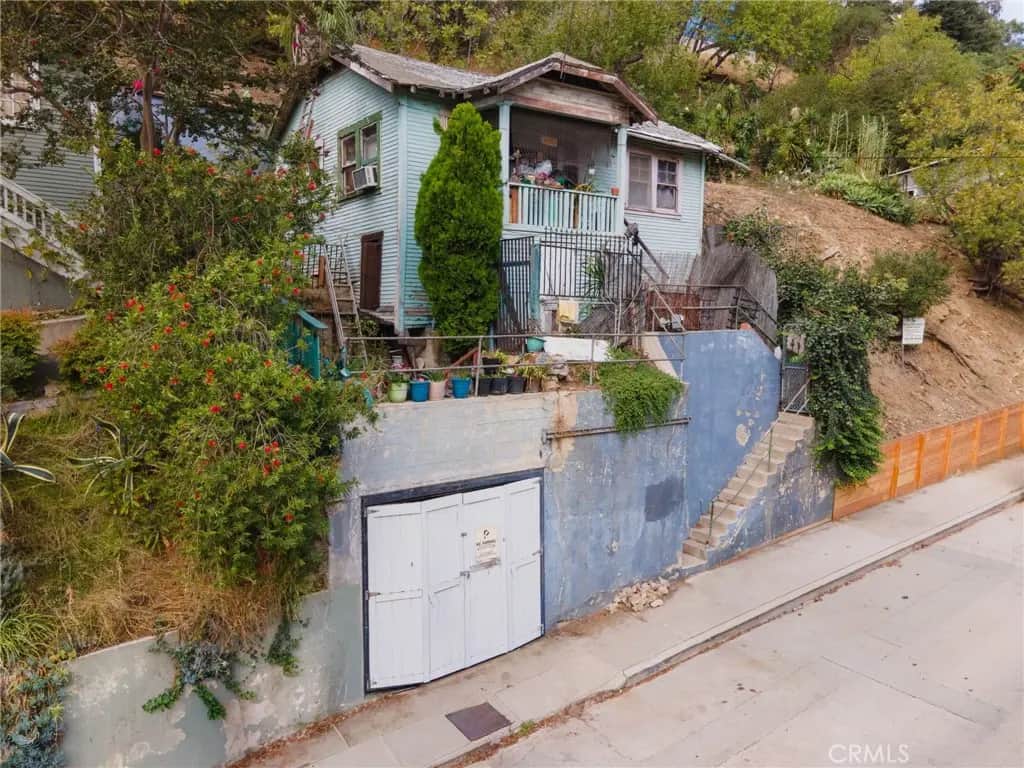 325 Museum Dr, Los Angeles, CA — listing photo 1