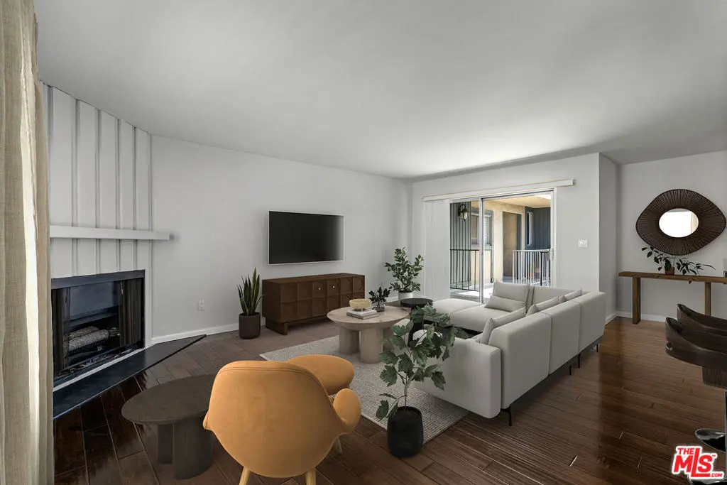 1342 HARVARD Street 204, Santa Monica, CA — listing photo 1