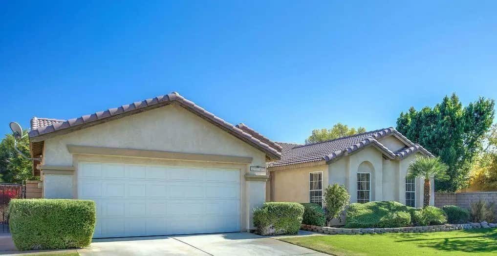 37760 Driscoll Street, Palm Desert, CA — listing photo 1