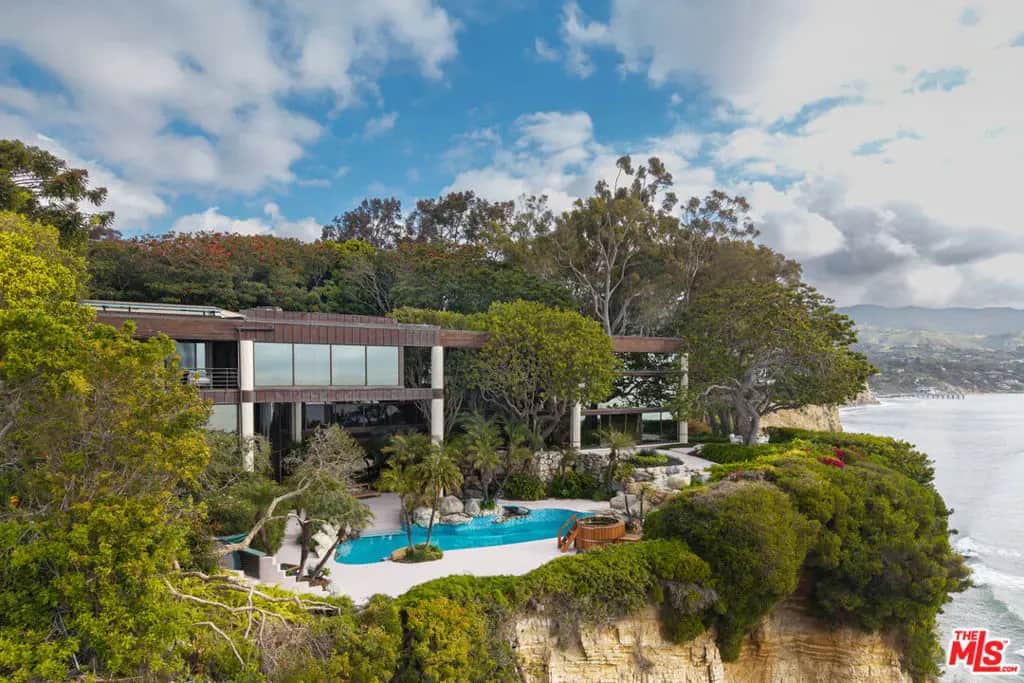 6962 Wildlife Road, Malibu, CA — listing photo 1