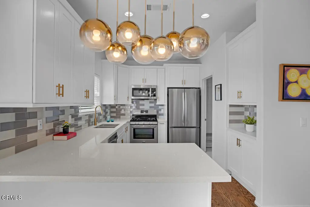 1300 Blue Hill Road, Los Angeles, CA — listing photo 1