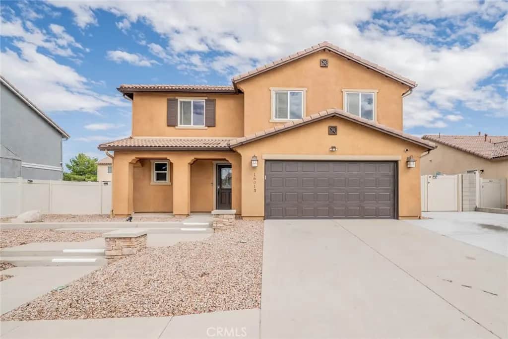 16013 Papago Place, Victorville, CA — listing photo 1