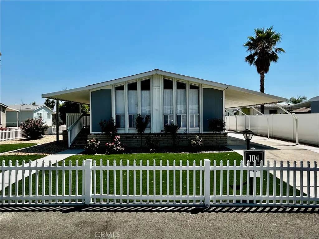 21100 State st 104, San Jacinto, CA — listing photo 1