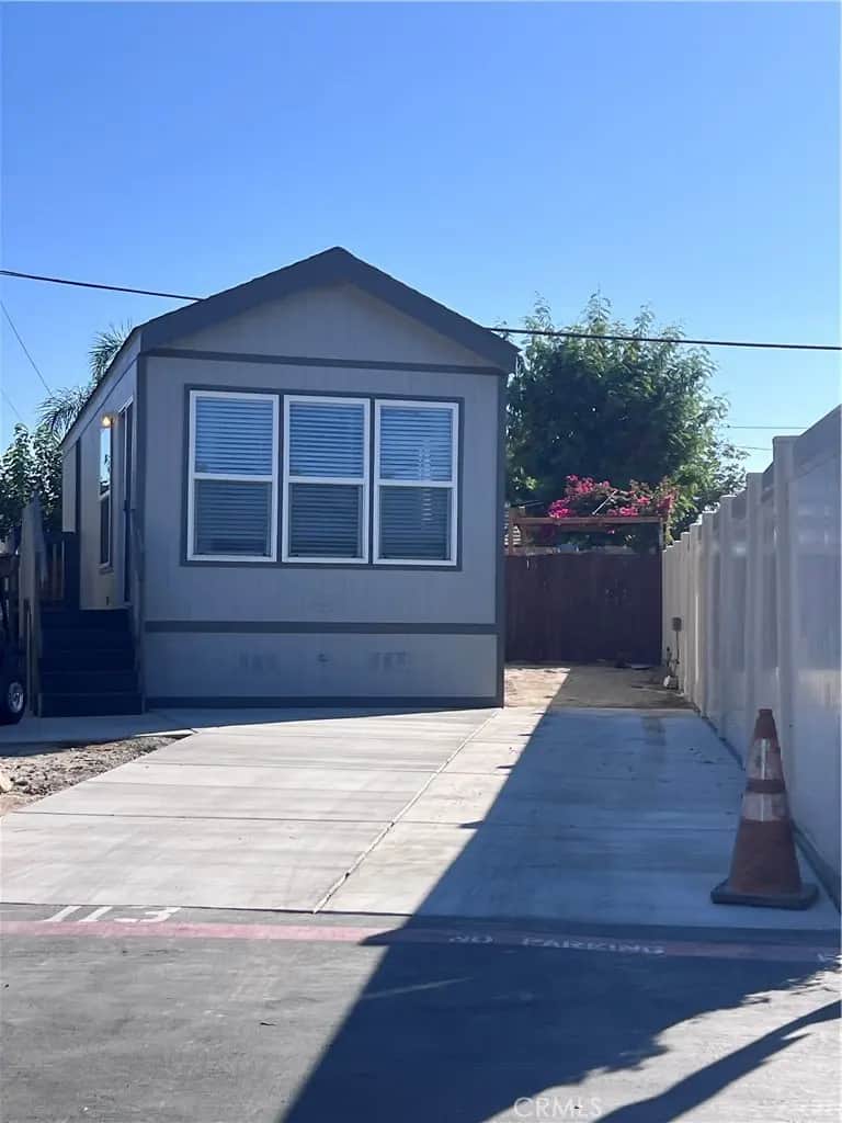 1445 W FLORIDA Avenue 113, Hemet, CA — listing photo 1
