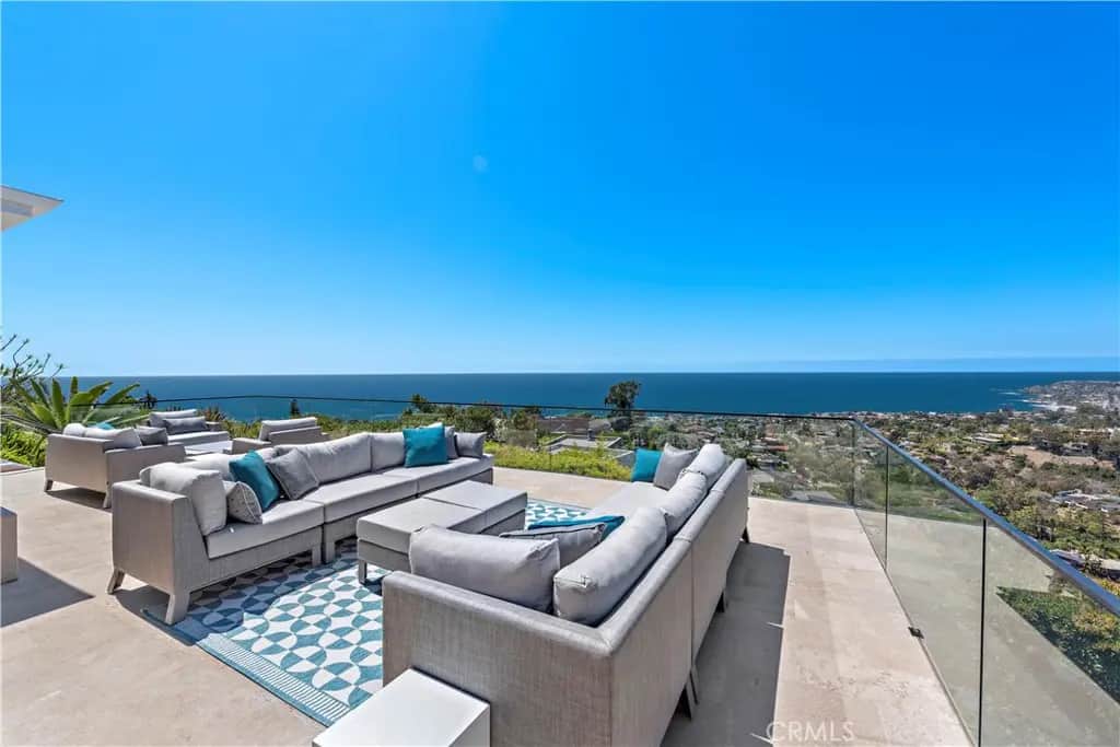 940 Summit Drive, Laguna Beach, CA — listing photo 1